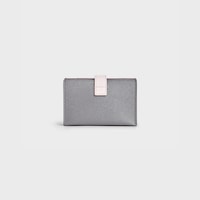 Tarjetero estilo acordeón de piel de becerro con textura granulada bicolor - Guijarro/rosa pálido - 390 RUE SAINT-HONORE - 2 | CELINE
