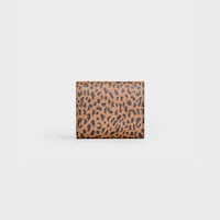 Cartera pequeña con tres pliegues de piel de becerro con textura granulada con estampado de leopardo - Marrón / Negro - 390 RUE SAINT-HONORE - 2 | CELINE