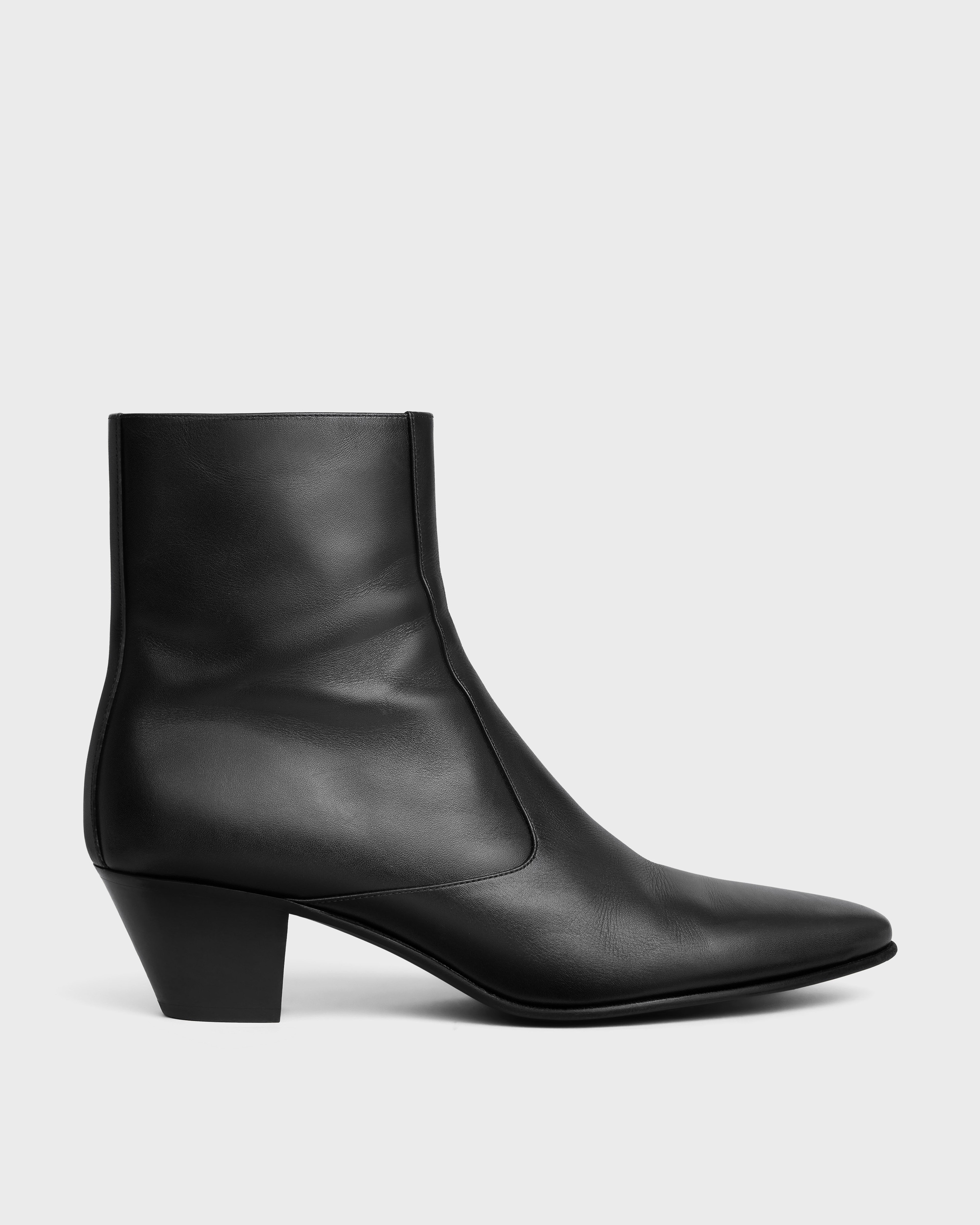 あ*お様 【未使用】CELINE バックバックル ジップドアイザックブーツ【サイ 368444505C.38NO_1_FW26_M_V1.jpg