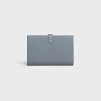 Cartera grande de piel de becerro con textura granulada y correa - Gris Medio - 390 RUE SAINT-HONORE - 2 | CELINE