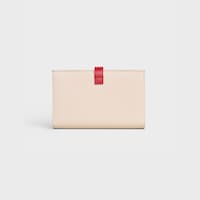 Cartera grande bicolor de piel de becerro con textura granulada y correa - Pastel / Rojo - 390 RUE SAINT-HONORE - 2 | CELINE