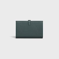 Cartera grande de piel de becerro con textura granulada y correa - Amazonia - 390 RUE SAINT-HONORE - 2 | CELINE