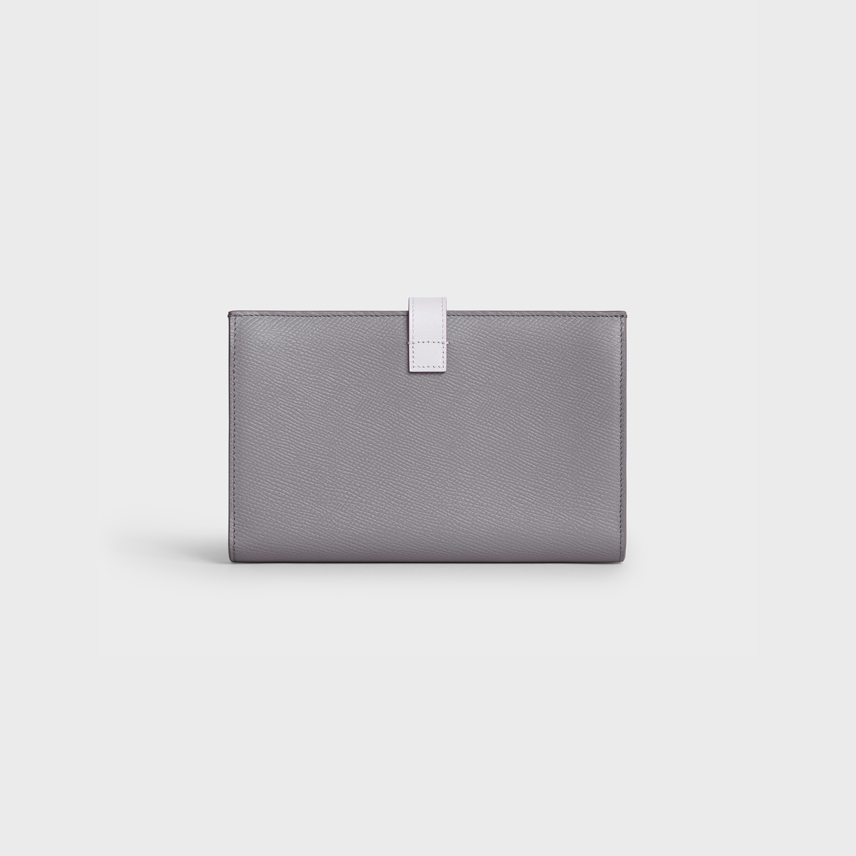 Large strap wallet in Bicolour Grained Calfskin - Pebble / Pale