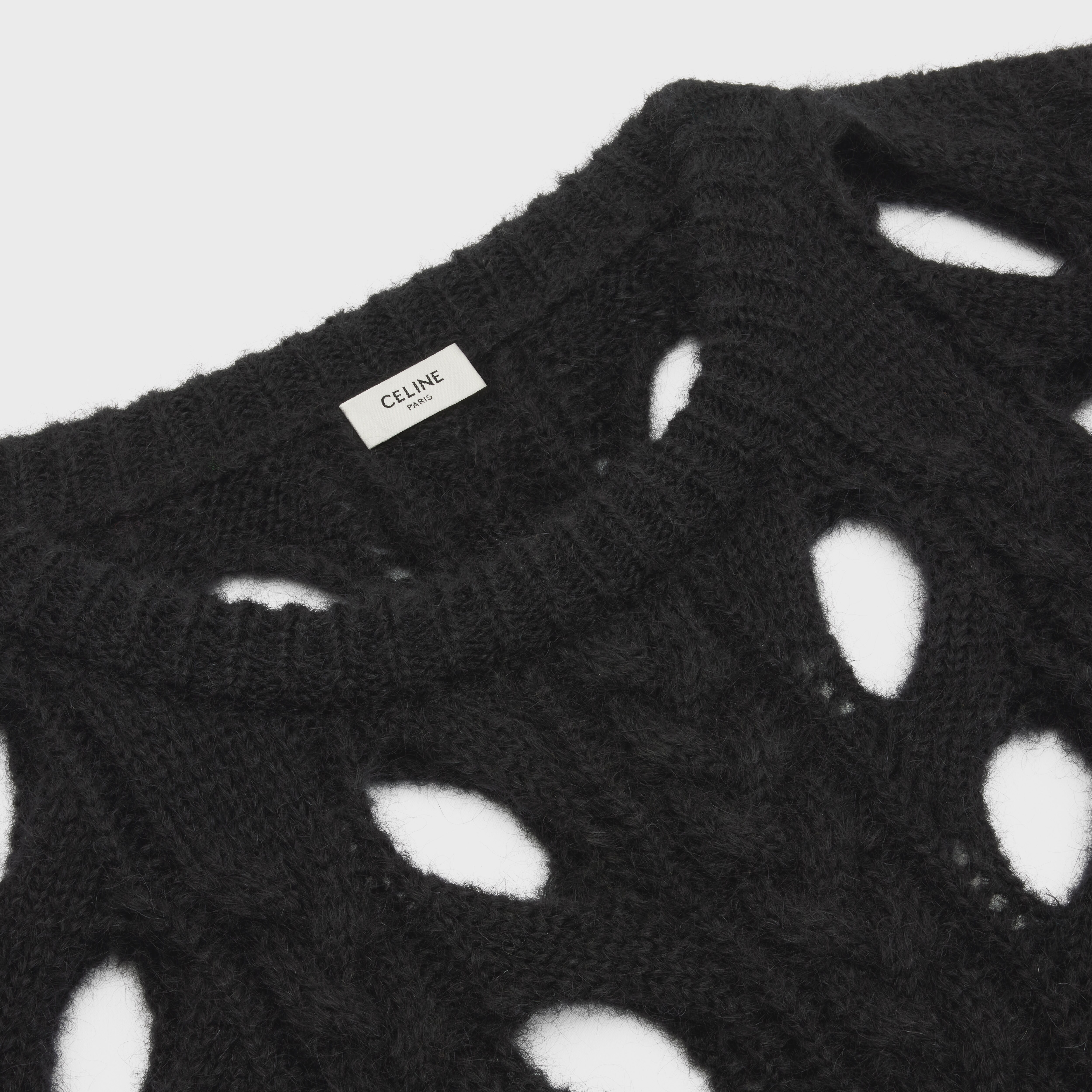 BOXY SWEATER IN CABLE-KNIT MOHAIR 