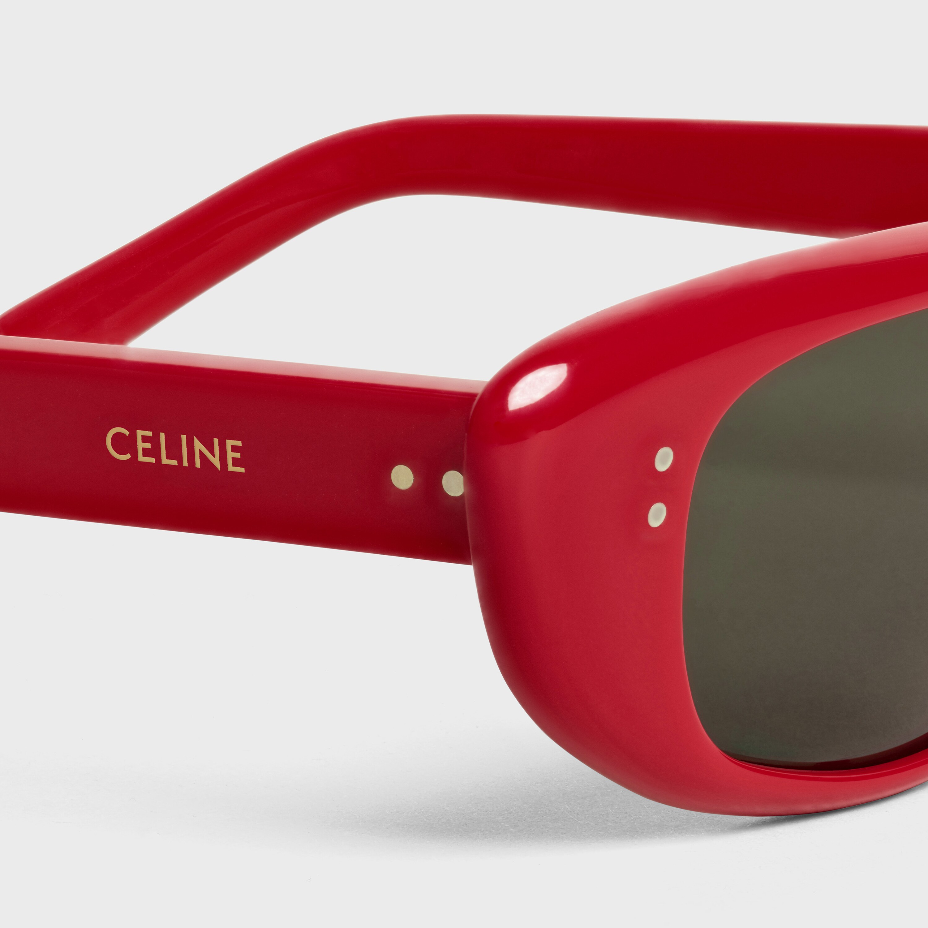 lunette de soleil femme oeil de chat Branson Resorts Condos