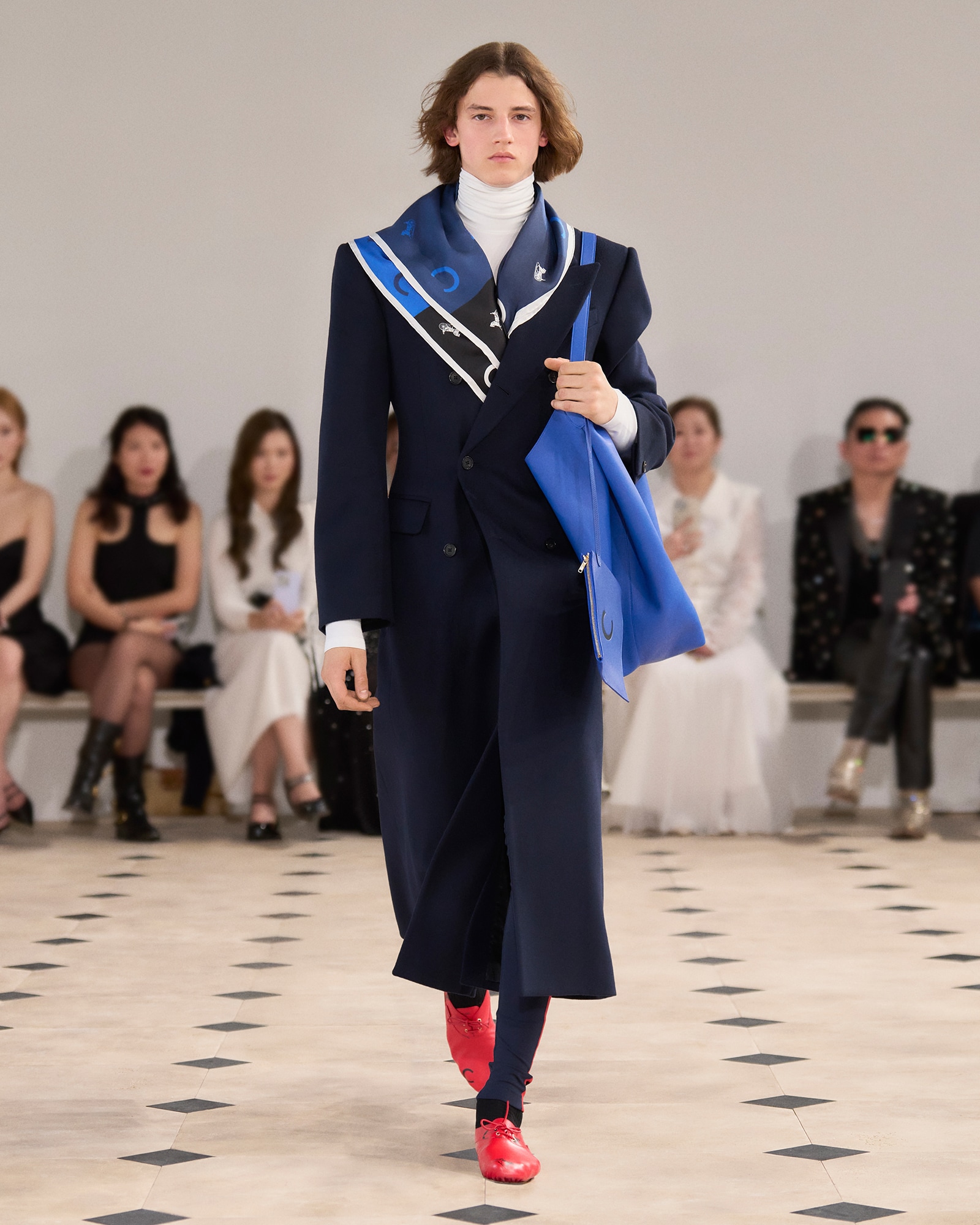 セリーヌ ランウェイルック – 2026年春コレクション | CELINE