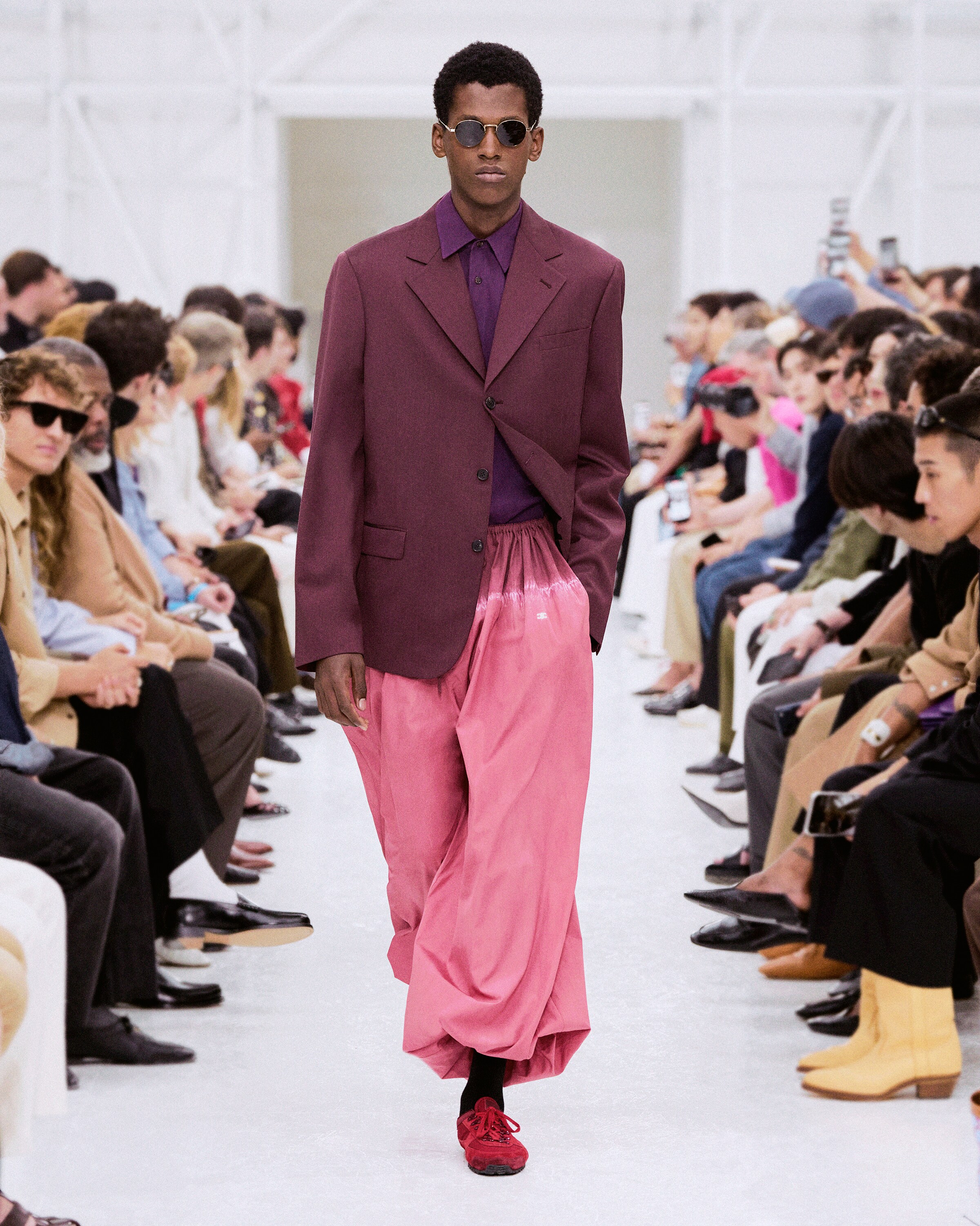 RUNWAY LOOKS - 32