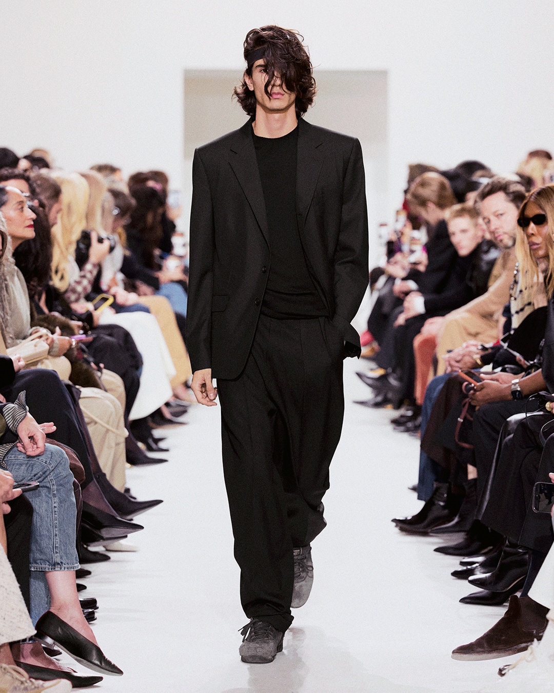 LOOK25