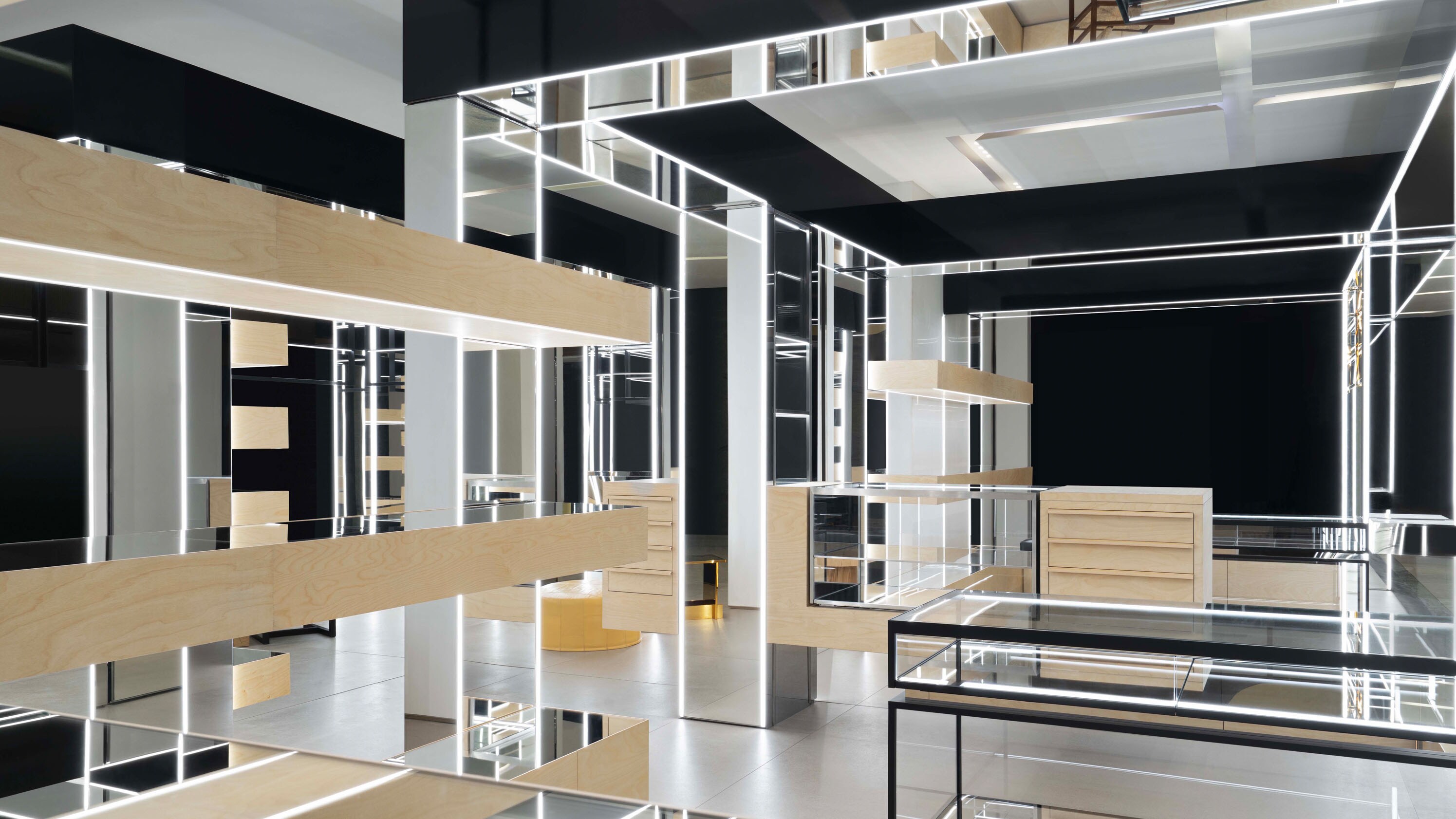 CELINE_SG_SKP_BEIJING_POP_UP_HOMME_05