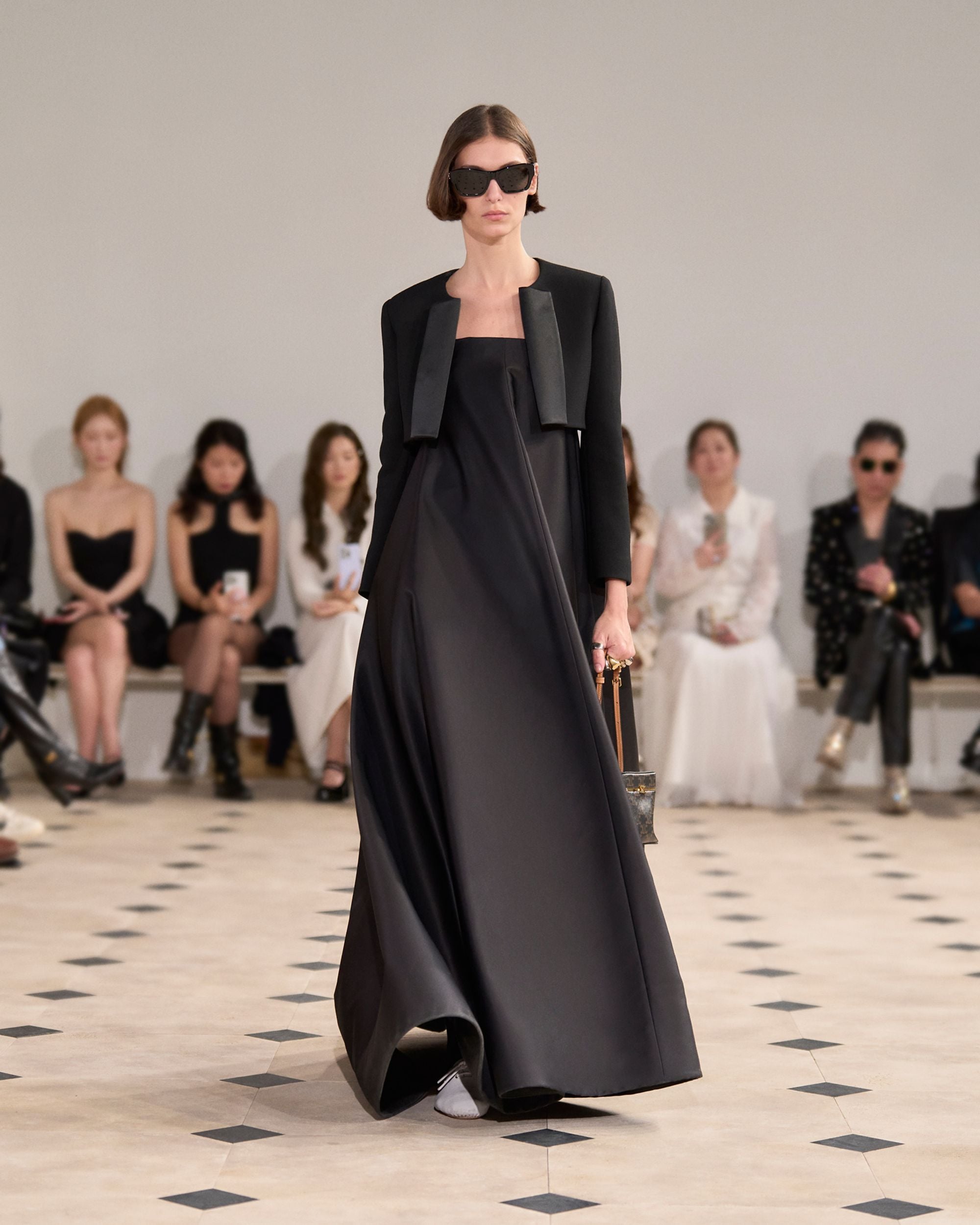 CELINE FASHION SHOW - 2026 RUNWAY BY MICHAEL RIDER