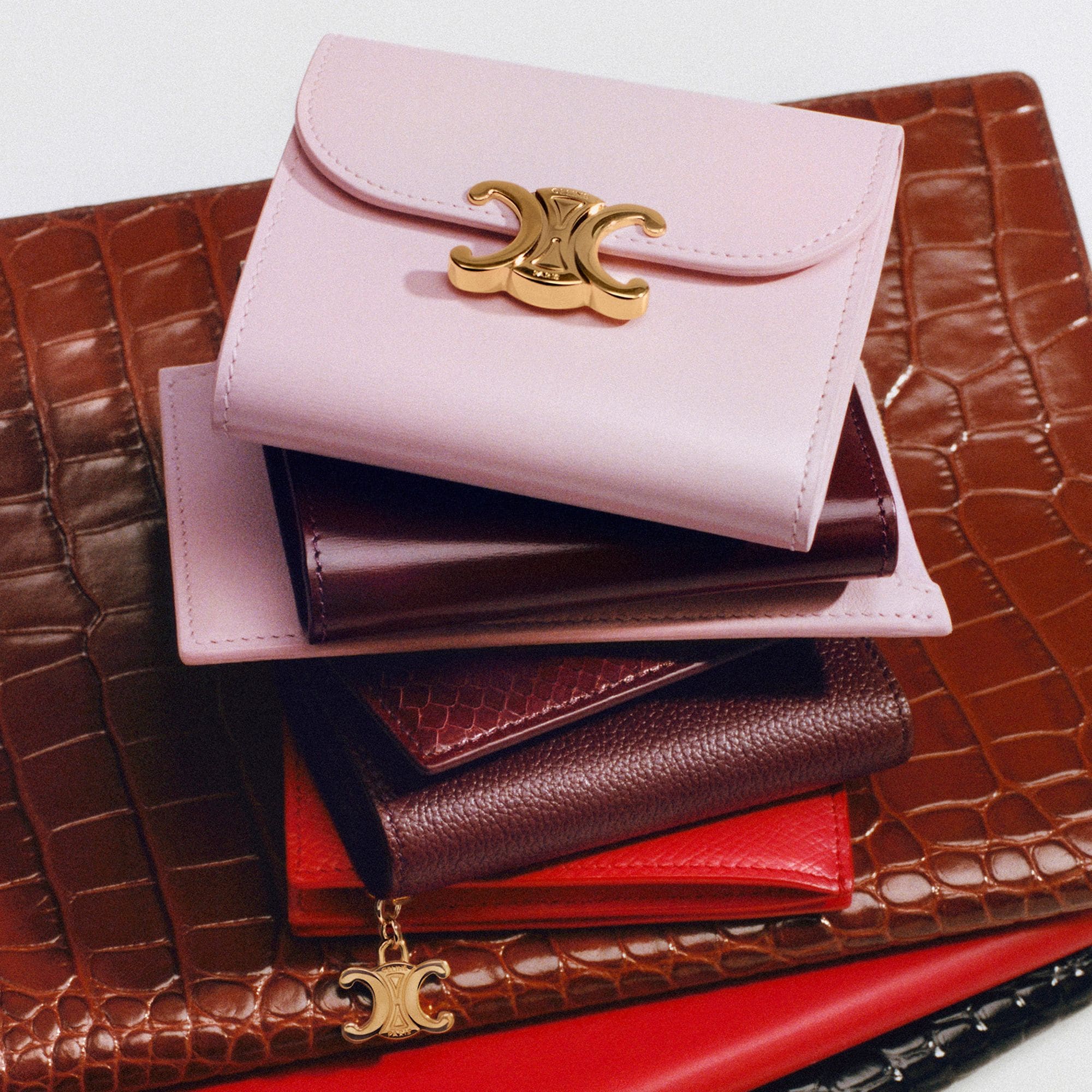 ホームページ | CELINE |セリーヌ公式オンラインストア | ハイブランド